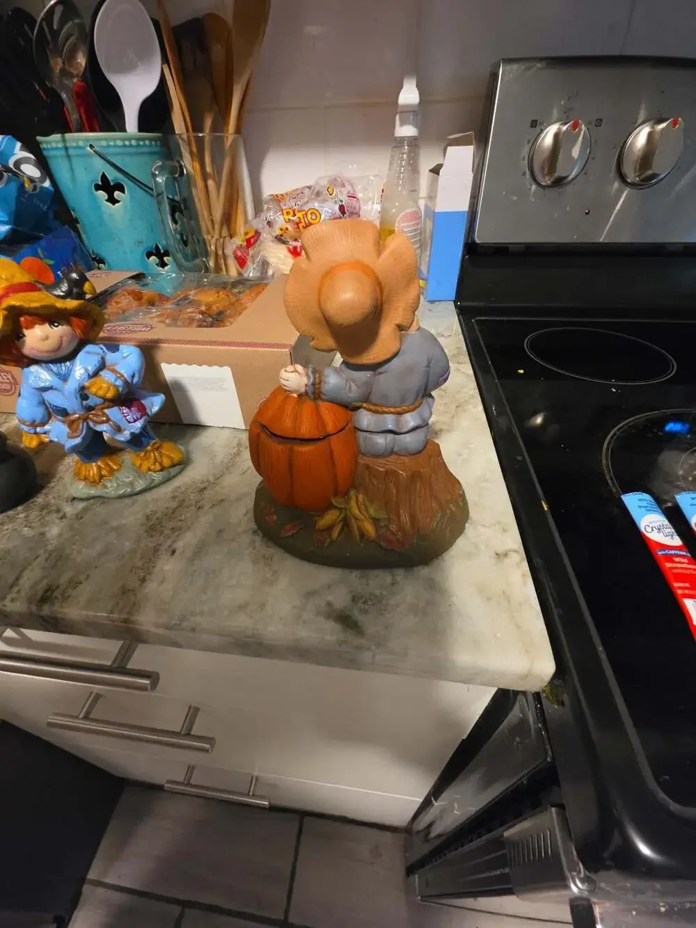 Vintage Dona's molds Ceramic Scarecrow with Jack-O-Lantern Pumpkin Figurine